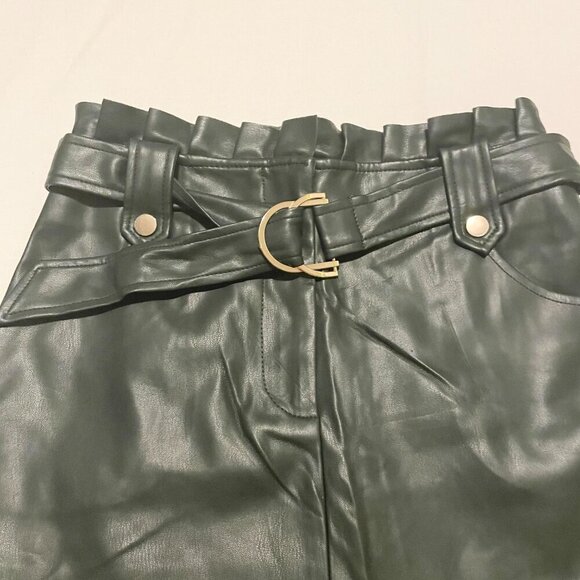 Zara Pleated Faux Leather Mini Skirt Size Small - Picture 2 of 16
